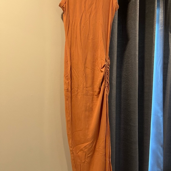 L Space Cinched Dress - Picture 3 of 3